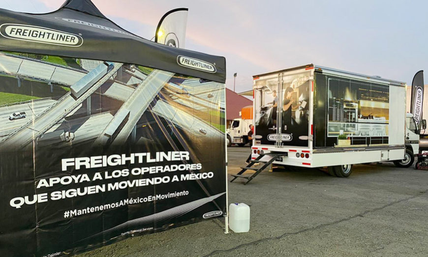 Freightliner agradece a transportistas por mantener a México y al mundo en movimiento y les entrega kits de apoyo en puntos estratégicos del país