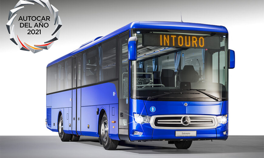 Nuevo Mercedes-Benz Intouro recibe el reconocimiento “Touring Coach of the Year"