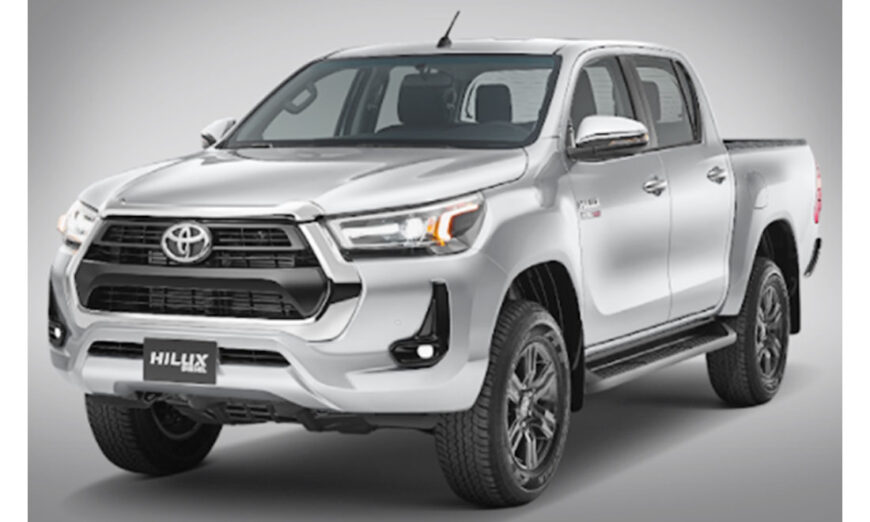Toyota con su pickup Hilux sigue impresionando a México
