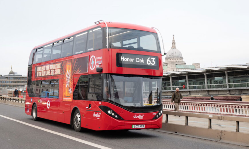 Los autobuses de dos pisos eléctricos cero emisiones, todo un éxito en Londres.