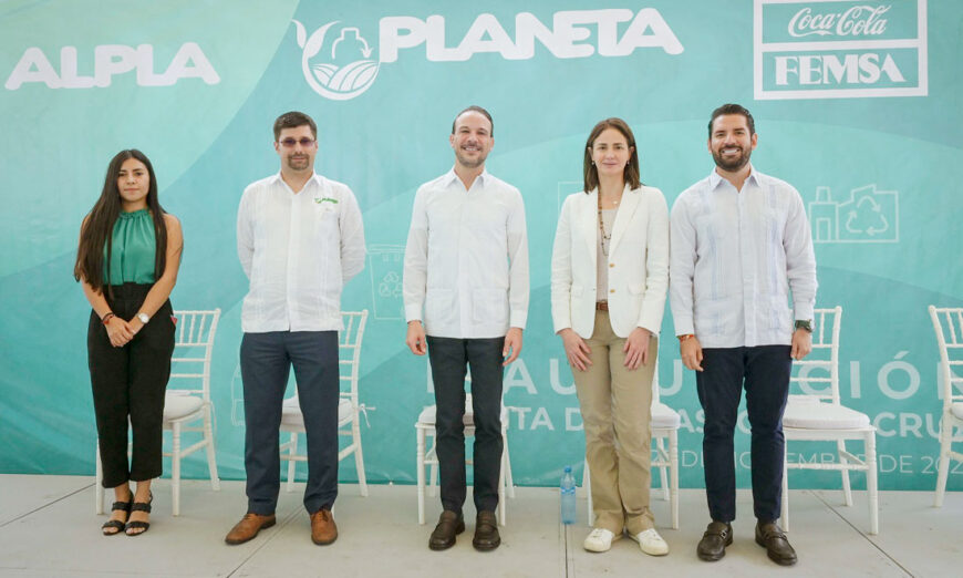 Coca-Cola FEMSA y ALPLA inauguran planta de abasto para PET en Veracruz