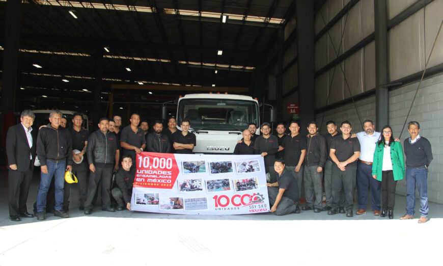 Isuzu Motors de México ensambla el camión número 10,000 en México