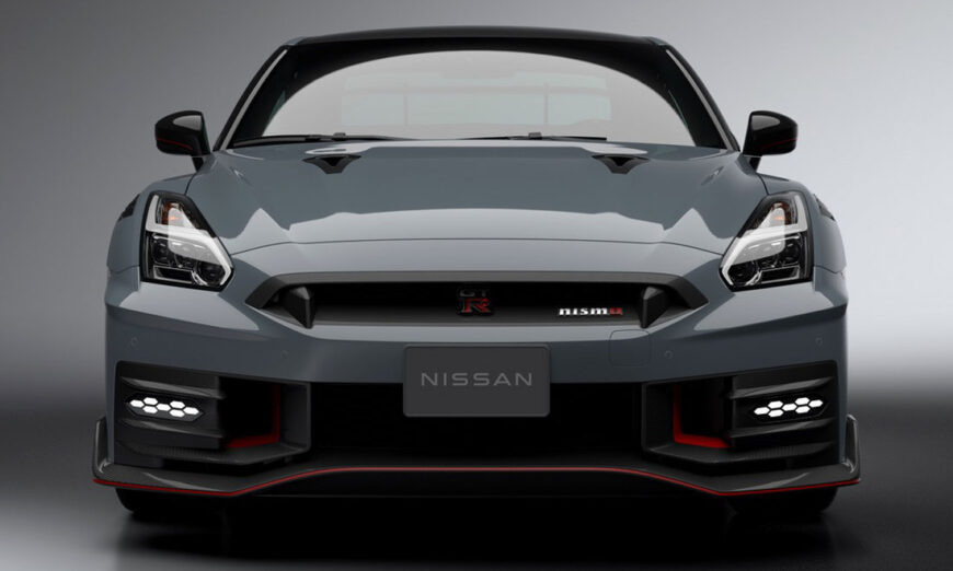 Nuevo Nissan GT-R "La evolución hacia el máximo placer de conducción" se presenta en Japón