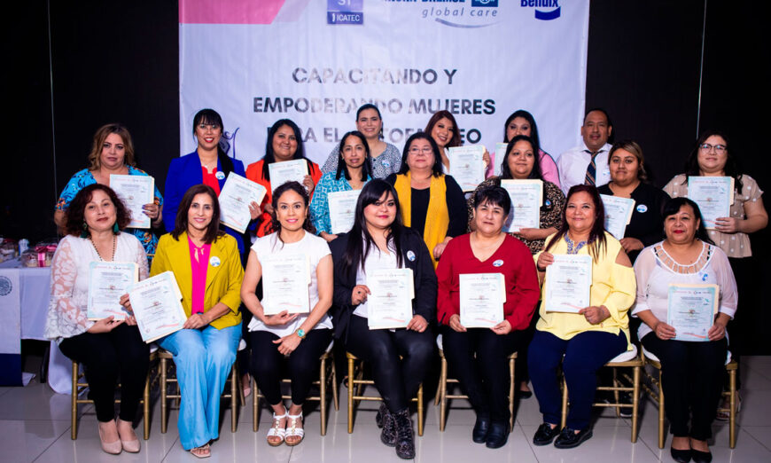 Programa de empoderamiento para la mujer en Acuña - BENDIX FOUNDATION