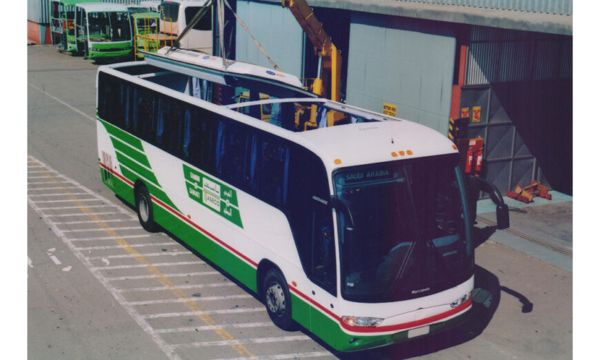 Buses a medida para peregrinos marcan los 30 años del Volksbus