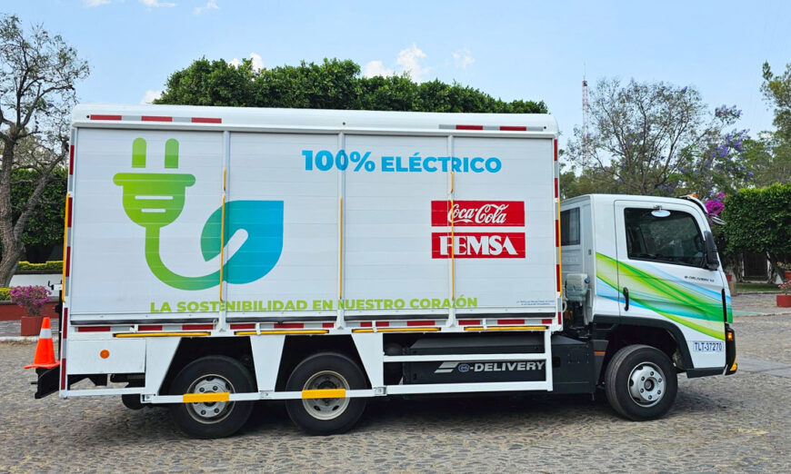 Volkswagen Truck & Bus México entrega flota de camiones eléctricos para Coca-Cola FEMSA en el marco del Encuentro de Movilidad Sostenible